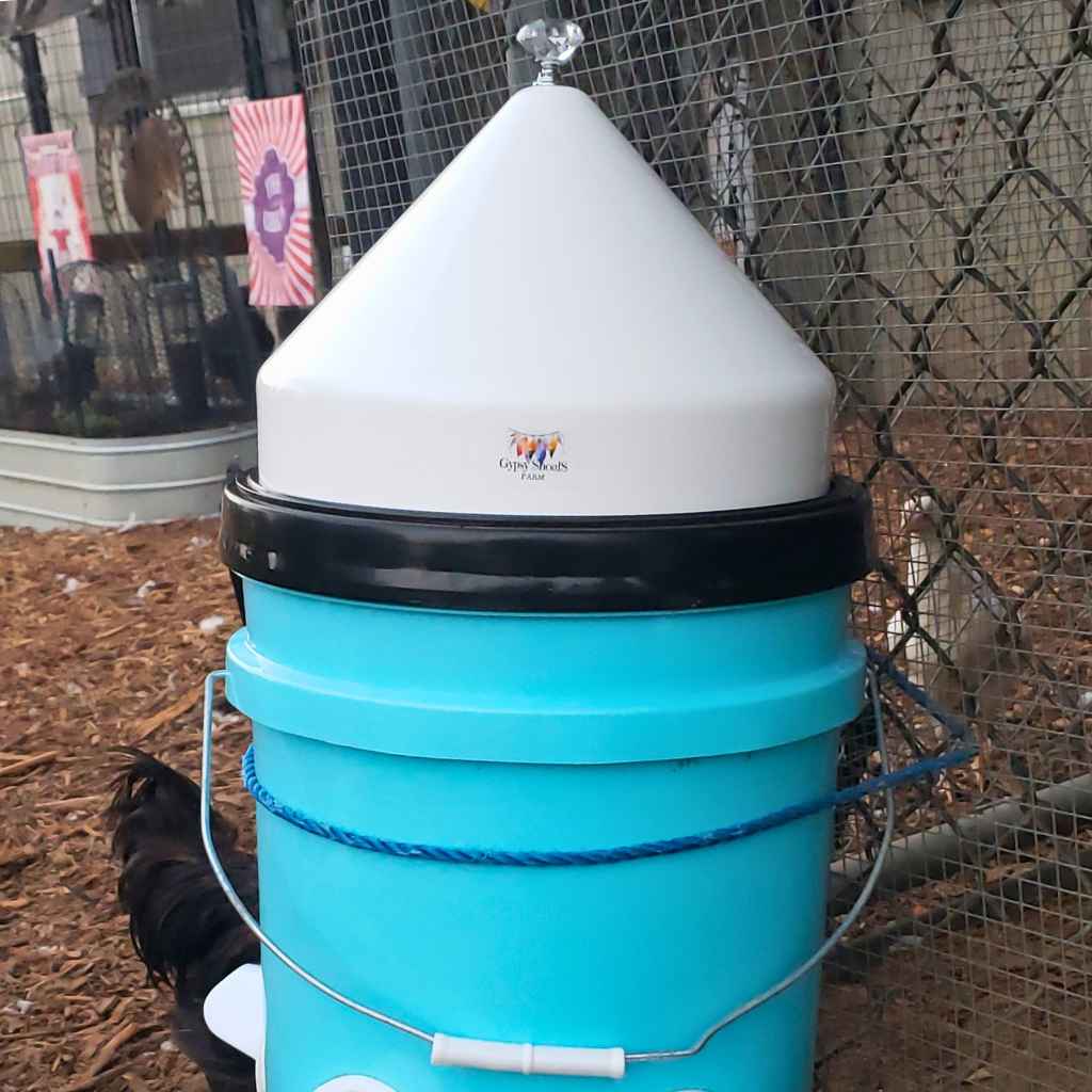 chicken-anti-roost-proof-lid-poultry-pyramid-crystal-finial-bling-farmhouse-chic-5-gallon-bucket-cover