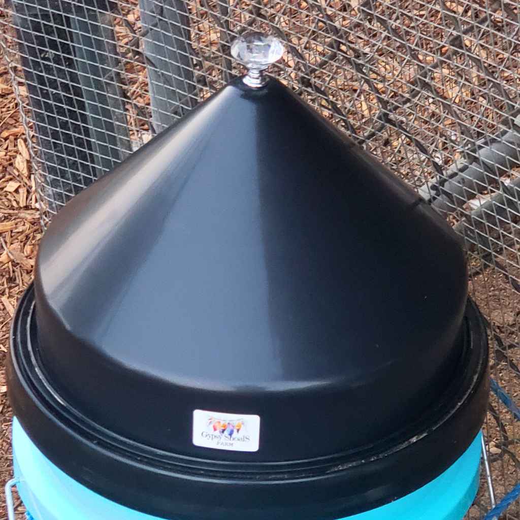 lid-crystal-finial-5-gallon-bucket-cover-anti-roost-chicken-shabby-chic-poultry-pyramid-black