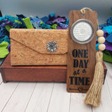 one-day-at-time--gift-set-recovery-sobriety-chip-holder-box-medallion-case-AA-bookmark